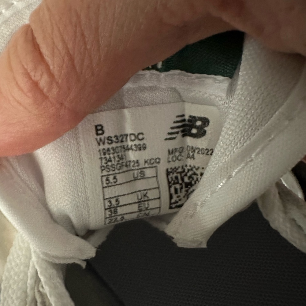 New Balance White and Dark Green Sneakers - Picture 5 of 5